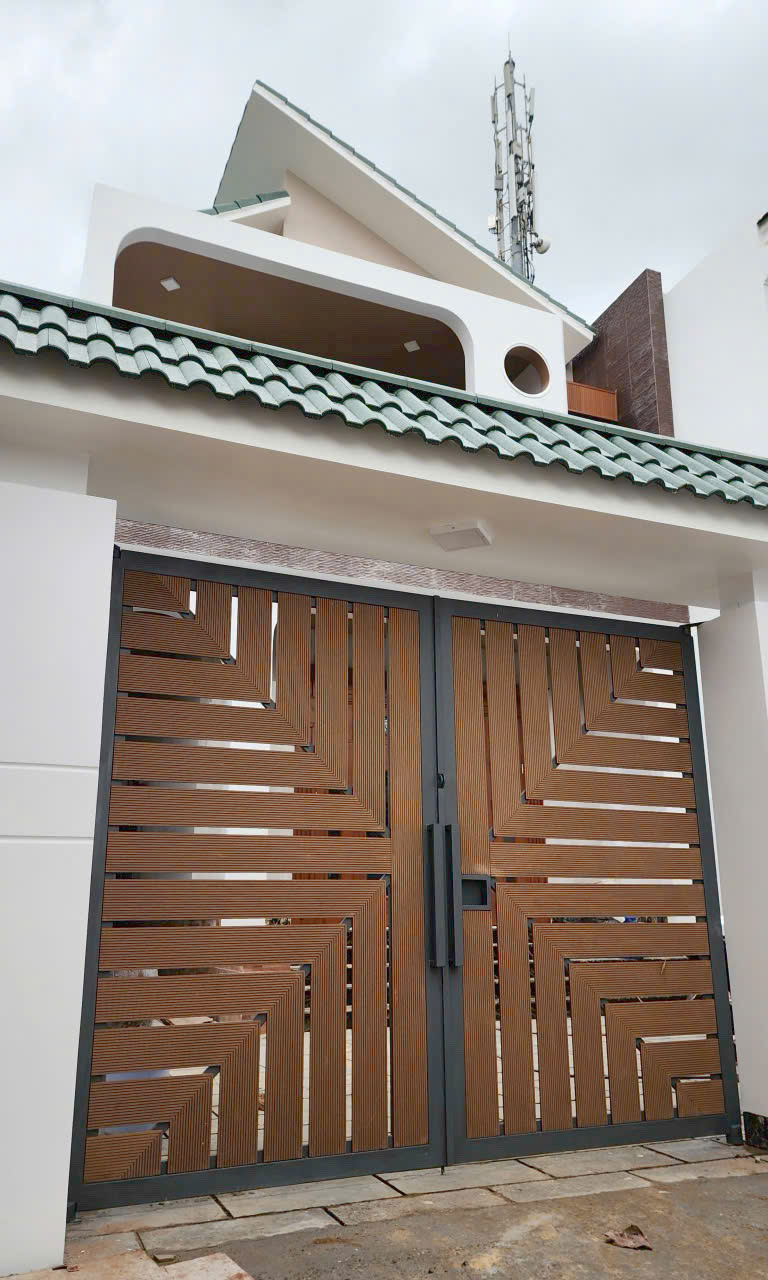 hwood-chia-se-qua-trinh-hoan-thien-1-bo-cong-go-nhua-29